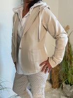 Lade das Bild in den Galerie-Viewer, Jacke /Blazer &quot;Bille&quot; beige
