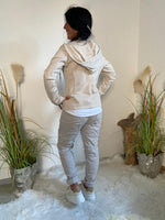 Lade das Bild in den Galerie-Viewer, Jacke /Blazer &quot;Bille&quot; beige
