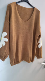 Lade das Bild in den Galerie-Viewer, Strickpullover &quot;Flower&quot; REDUZIERT
