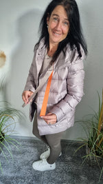 Lade das Bild in den Galerie-Viewer, Steppjacke &quot;Taupe&quot; S-XL
