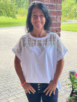 Lade das Bild in den Galerie-Viewer, T-Shirt Glamour
