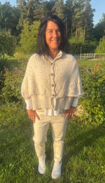 Lade das Bild in den Galerie-Viewer, Poncho/Pullover /Jacke
