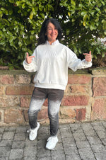 Lade das Bild in den Galerie-Viewer, Sweatshirt Cést la vie
