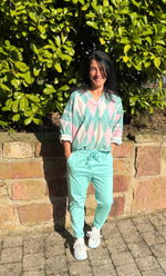 Lade das Bild in den Galerie-Viewer, Shirt Rautenprint
