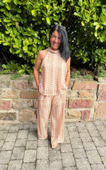 Lade das Bild in den Galerie-Viewer, Neckholder Top Phantasie "Beige"
