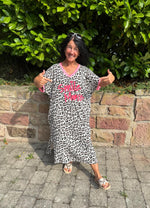 Lade das Bild in den Galerie-Viewer, Maxikleid Smile More
