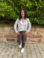 Lade das Bild in den Galerie-Viewer, Bluse mit Kreis Print in vier Farben

