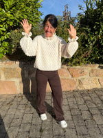 Lade das Bild in den Galerie-Viewer, Strickpullover mit gerafftem Stehkragen

