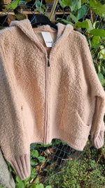 Lade das Bild in den Galerie-Viewer, Strickjacke &quot;Flo&quot;
