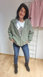 Lade das Bild in den Galerie-Viewer, Strickjacke &quot;Flo&quot;
