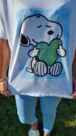 Lade das Bild in den Galerie-Viewer, T-Shirt &quot;Snoopy Herz&quot;

