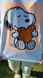 Lade das Bild in den Galerie-Viewer, T-Shirt &quot;Snoopy Herz&quot;
