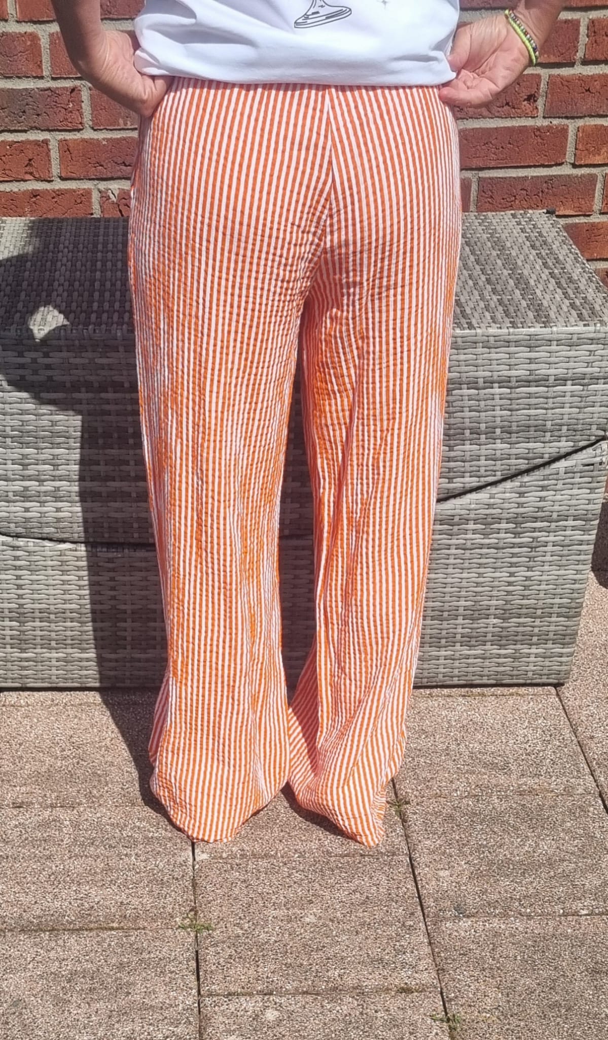 Marlene Hose im Streifenlook