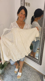 Lade das Bild in den Galerie-Viewer, Bluse Chica
