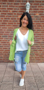Lade das Bild in den Galerie-Viewer, Feinstrickjacke &quot;Blume&quot;

