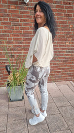 Lade das Bild in den Galerie-Viewer, Jeans Batik S-XL
