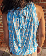 Lade das Bild in den Galerie-Viewer, Neckholder Top Phantasie 7
