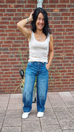 Lade das Bild in den Galerie-Viewer, Balloon-Jeans Blue Denim
