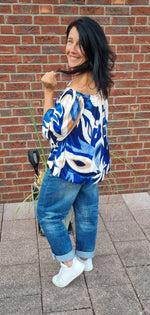 Lade das Bild in den Galerie-Viewer, Bluse Carmen Spring
