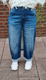 Lade das Bild in den Galerie-Viewer, Balloon-Jeans Blue Denim
