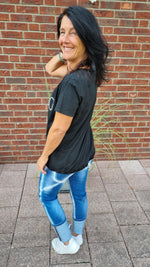 Lade das Bild in den Galerie-Viewer, T-Shirt &quot;Hello&quot;
