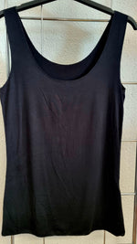 Lade das Bild in den Galerie-Viewer, Basic Top Pia
