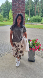 Lade das Bild in den Galerie-Viewer, Jogg Summer- Wild Spirit
