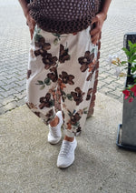 Lade das Bild in den Galerie-Viewer, Jogg Summer- Wild Spirit
