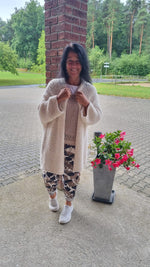 Lade das Bild in den Galerie-Viewer, Jogg Summer- Wild Spirit
