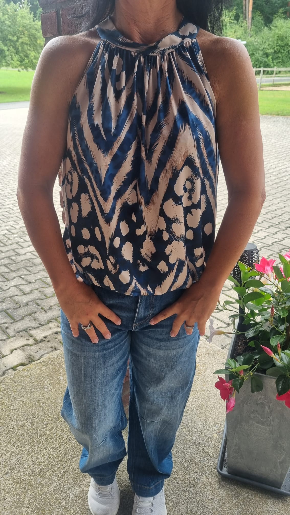 Neckholder Top "Phantasie 10" verschiedene Modelle