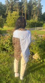 Lade das Bild in den Galerie-Viewer, Bluse Leo Dos
