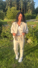 Lade das Bild in den Galerie-Viewer, Poncho/Pullover /Jacke
