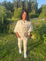 Lade das Bild in den Galerie-Viewer, Poncho/Pullover /Jacke
