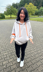 Lade das Bild in den Galerie-Viewer, Hoodie &quot;Namaste&quot;
