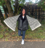 Lade das Bild in den Galerie-Viewer, Jacke Teddy Gr. M/L
