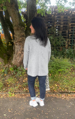 Lade das Bild in den Galerie-Viewer, Sweatshirt Jacke &quot;Emily&quot; grau
