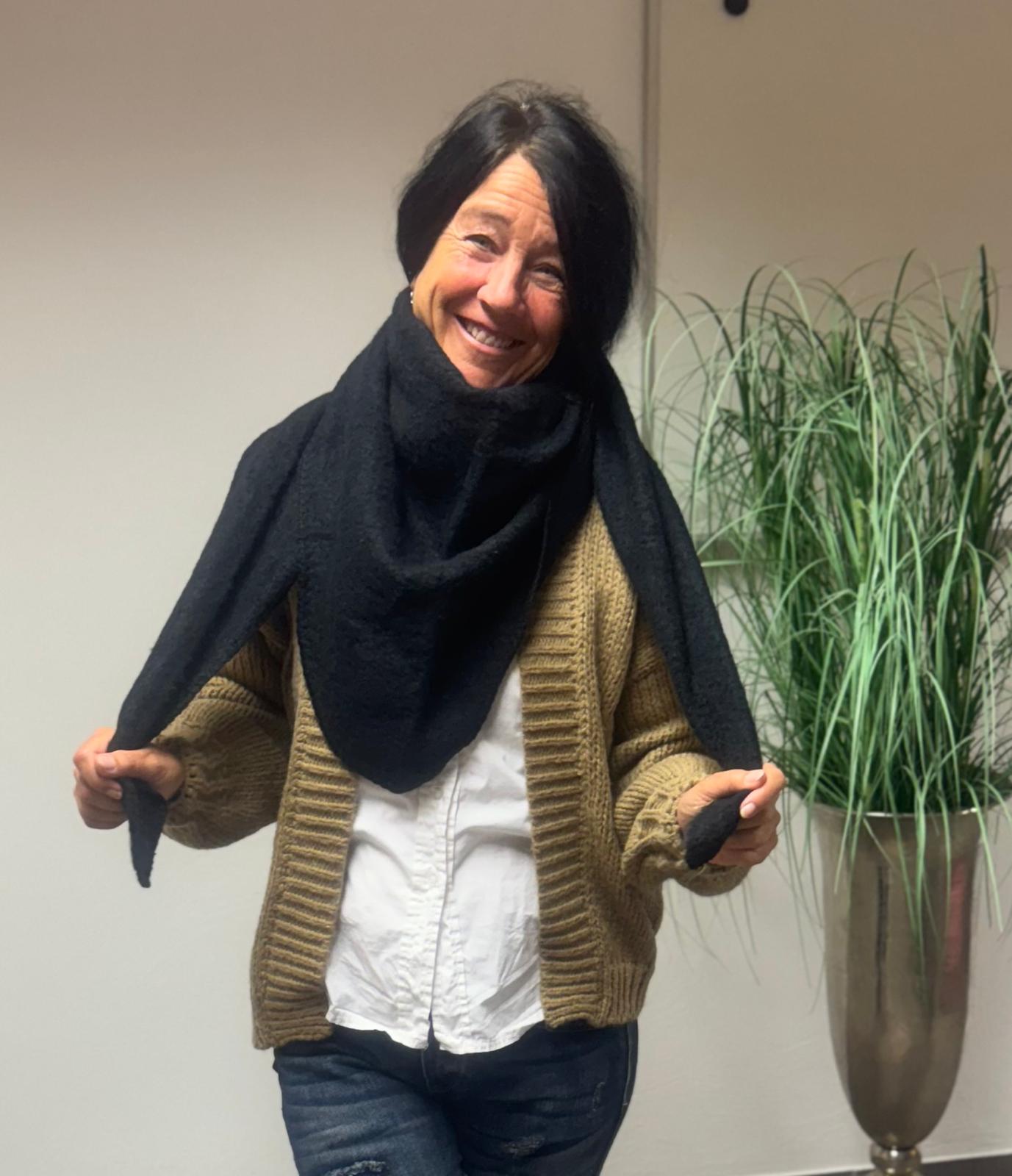 Dreiecksschal "Diana" verschiedene Farben