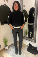 Lade das Bild in den Galerie-Viewer, Pullover Button
