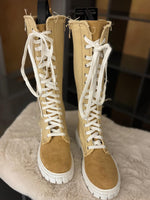 Lade das Bild in den Galerie-Viewer, Stiefel Beige-Camel Gr. 38
