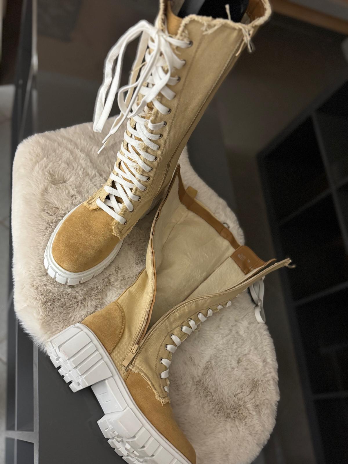 Stiefel Beige-Camel Gr. 38