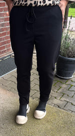 Lade das Bild in den Galerie-Viewer, Joggpants &quot;Basic&quot; in vielen Farben
