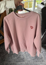 Lade das Bild in den Galerie-Viewer, Sweatshirt mit Herz
