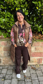 Lade das Bild in den Galerie-Viewer, Bluse Cherry Schokobraun
