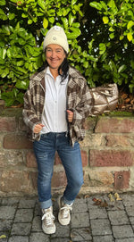 Lade das Bild in den Galerie-Viewer, Mütze mit Fleece Smile
