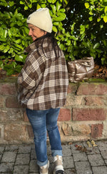 Lade das Bild in den Galerie-Viewer, Blousonjacke Karo
