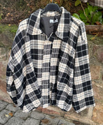 Lade das Bild in den Galerie-Viewer, Blousonjacke Karo
