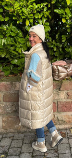 Lade das Bild in den Galerie-Viewer, Steppweste Beige S-XXL
