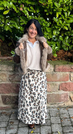 Lade das Bild in den Galerie-Viewer, Lederoptikjacke mit Fell Gr. S-L
