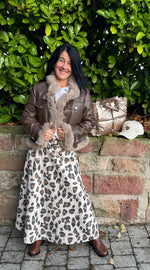 Lade das Bild in den Galerie-Viewer, Lederoptikjacke mit Fell Gr. S-L
