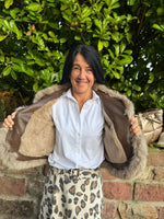 Lade das Bild in den Galerie-Viewer, Lederoptikjacke mit Fell Gr. S-L
